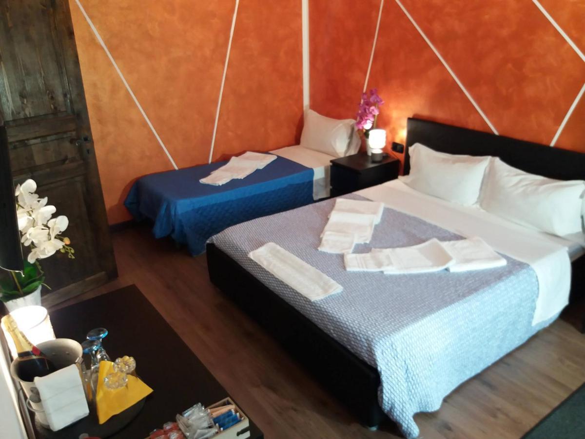 Ca Elsa B&B Dubino ภายนอก รูปภาพ