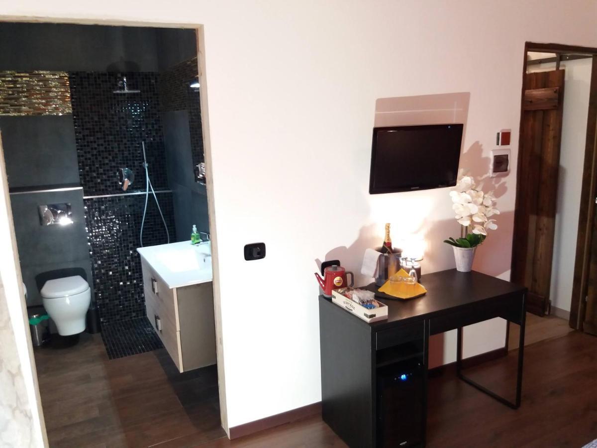Ca Elsa B&B Dubino ภายนอก รูปภาพ