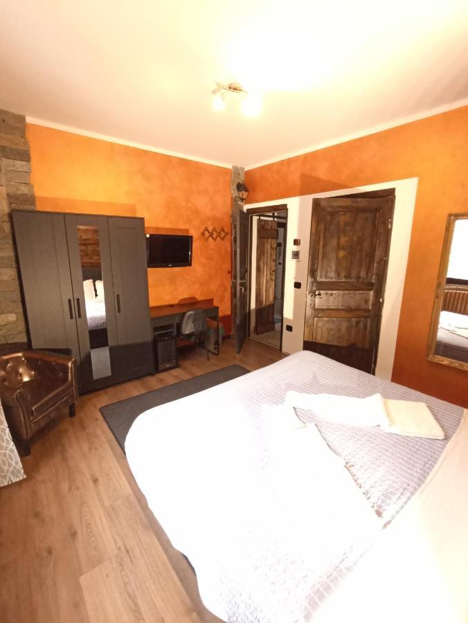 Ca Elsa B&B Dubino ภายนอก รูปภาพ