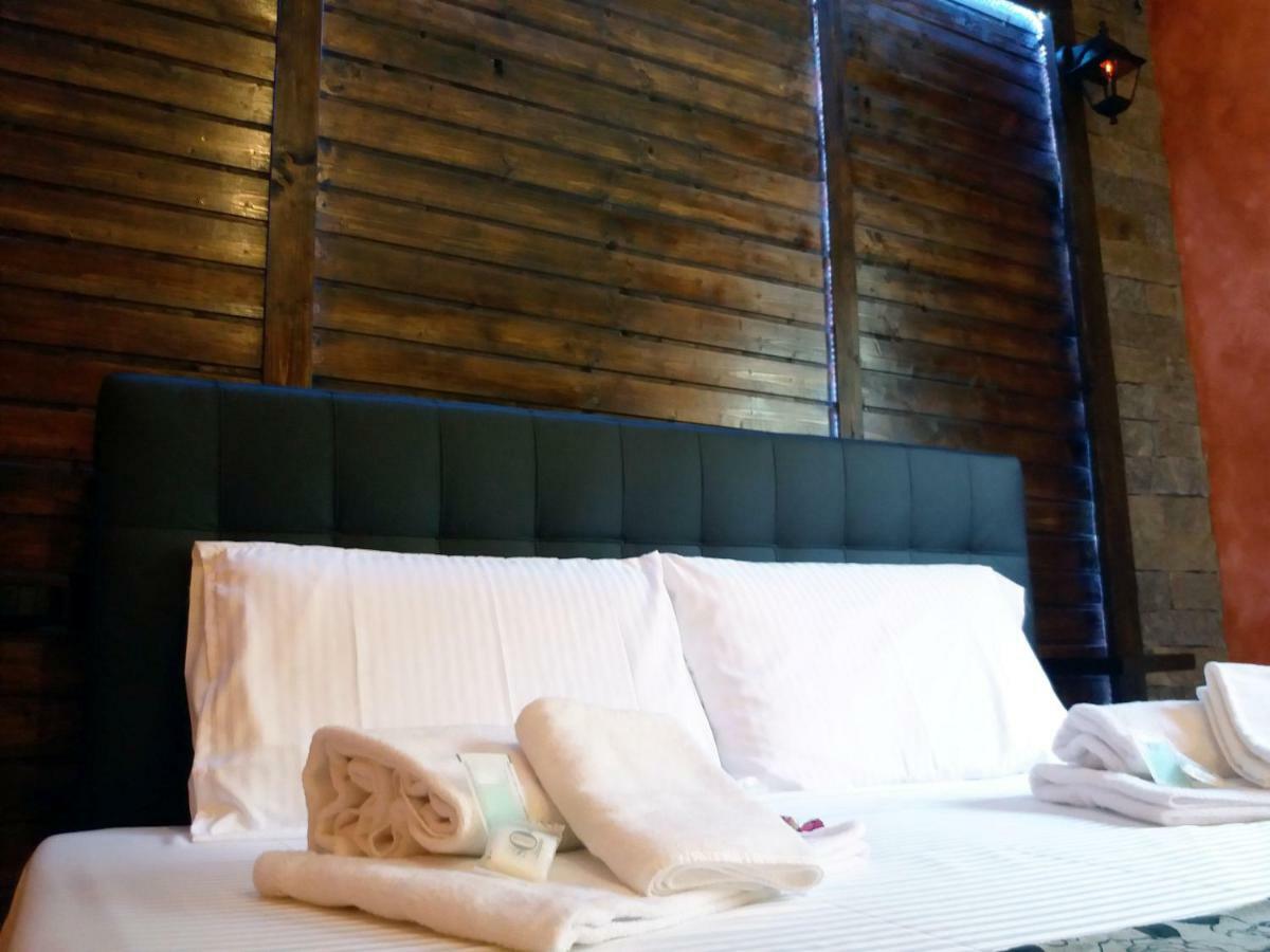 Ca Elsa B&B Dubino ภายนอก รูปภาพ